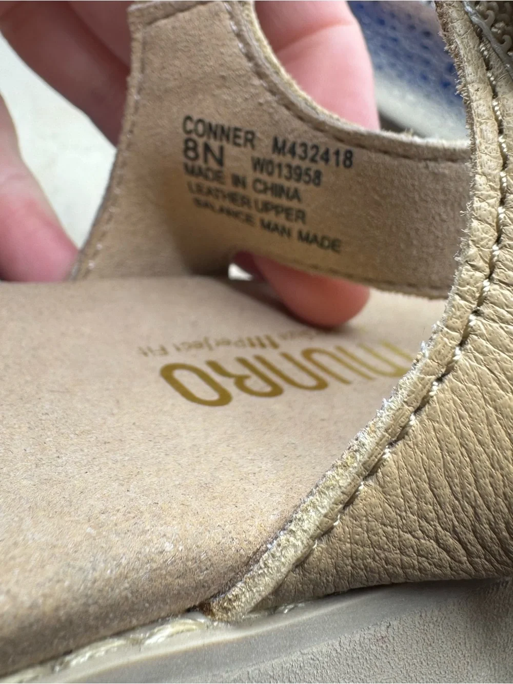 Munro Conner ankle Strap Woven leather Tan comfort Sandals Women’s size 8 Narrow